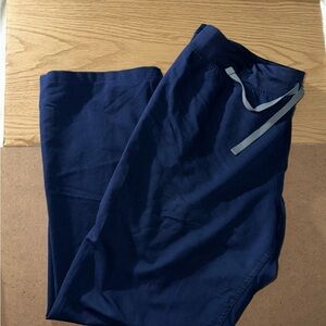FIGS Women’s Livingston Scrub Pants